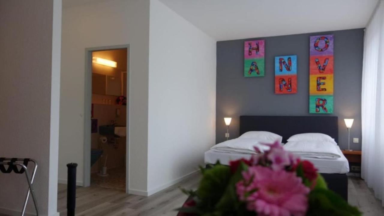 Plaza Inn Hannover City Nord Buitenkant foto
